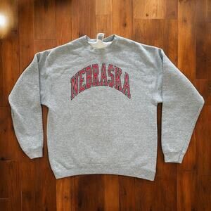 Vintage Nebraska Huskers Spell-out Scrip Gray & Red Sweatshirt size XL Football